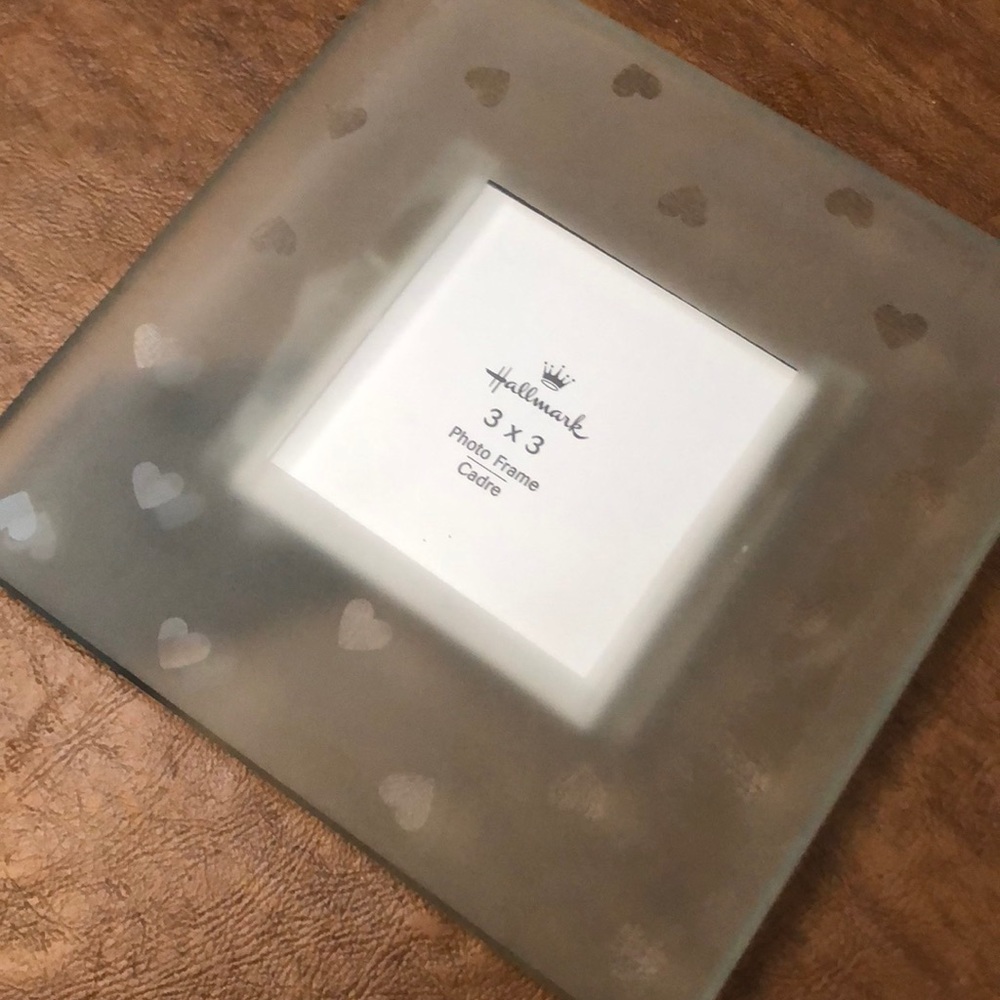 Hallmark Glass ❤️Frame
